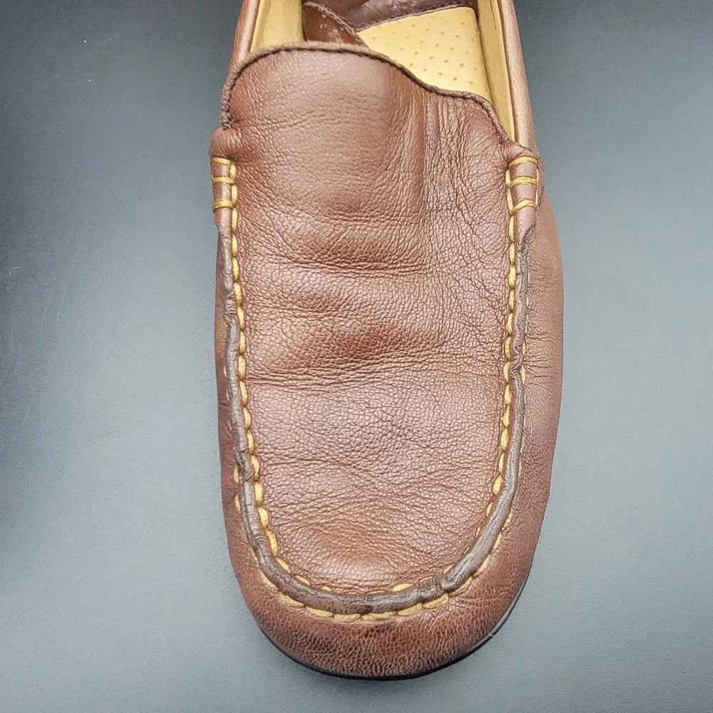 Born Loafers Driving Casual Shoes Slip On Mens Size 6M Brown‎ Leather W6238